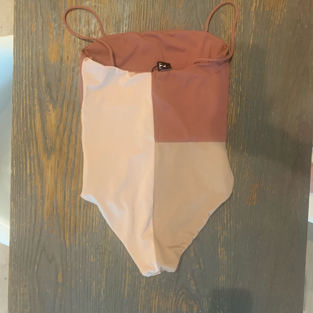 September the Line color block one piece